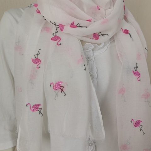 Sommertuch Weiß Schal XL Tuch Glitzer Flamingo Pink kleine Fransen Halstuch