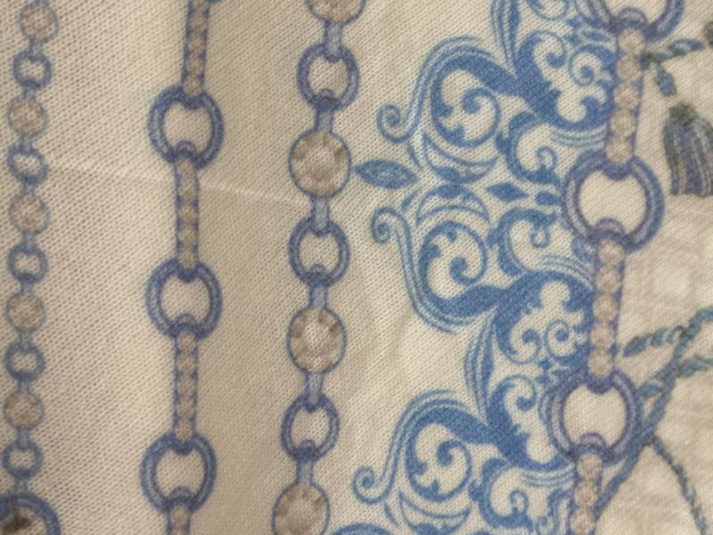 Zwillingsherz Dreieckstuch mit Kaschmir Wolle Leo Paisley Ketten wollweiß hellbeige hellblau