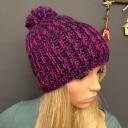 SAMAYA Strickmütze pflaume/purple mit Bommel