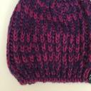 SAMAYA Strickmütze pflaume/purple mit Bommel