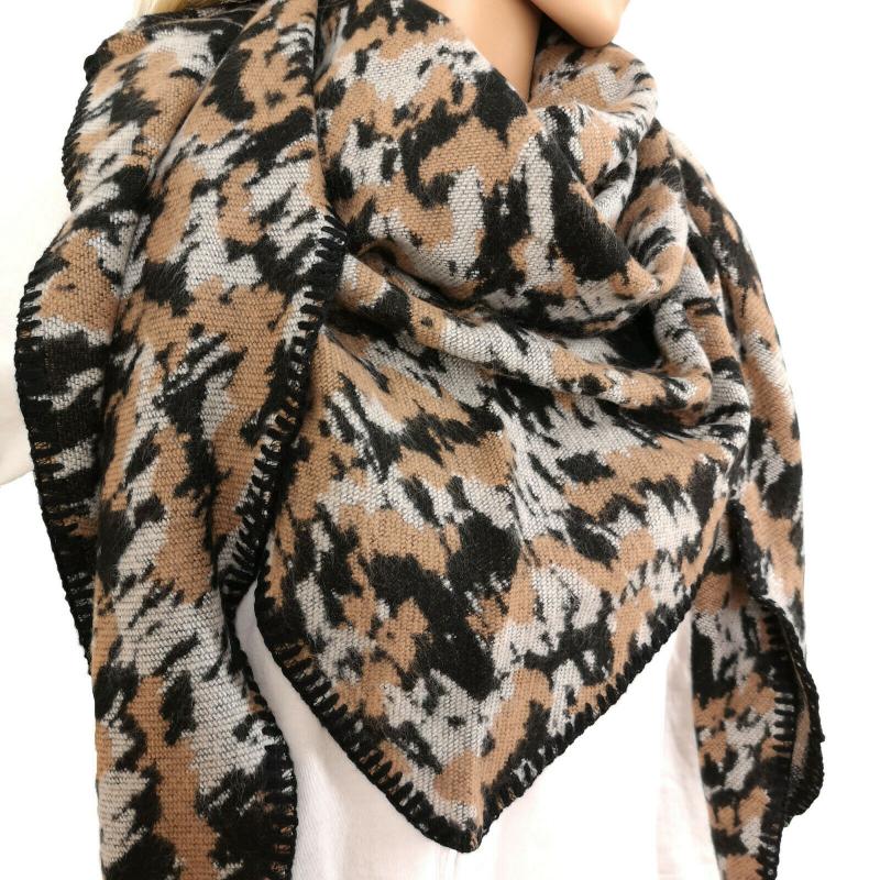 A-Zone Dreieckstuch Tuch Leomuster Schal hellgrau schwarz beige
