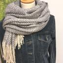 Schal XL Webschal Winterschal Grau Wollweiß mit Fransen Labyrinth