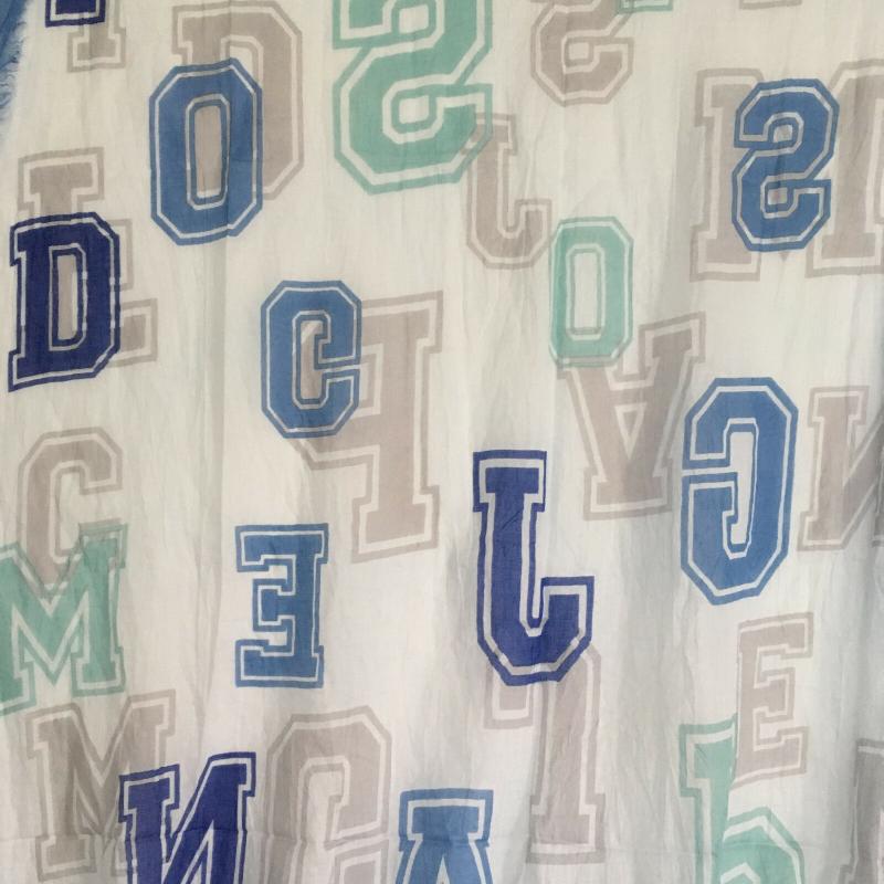 A-Zone Tuch weiß Schal XXL Sommer Buchstaben 100% Baumwolle Fransen blau grau