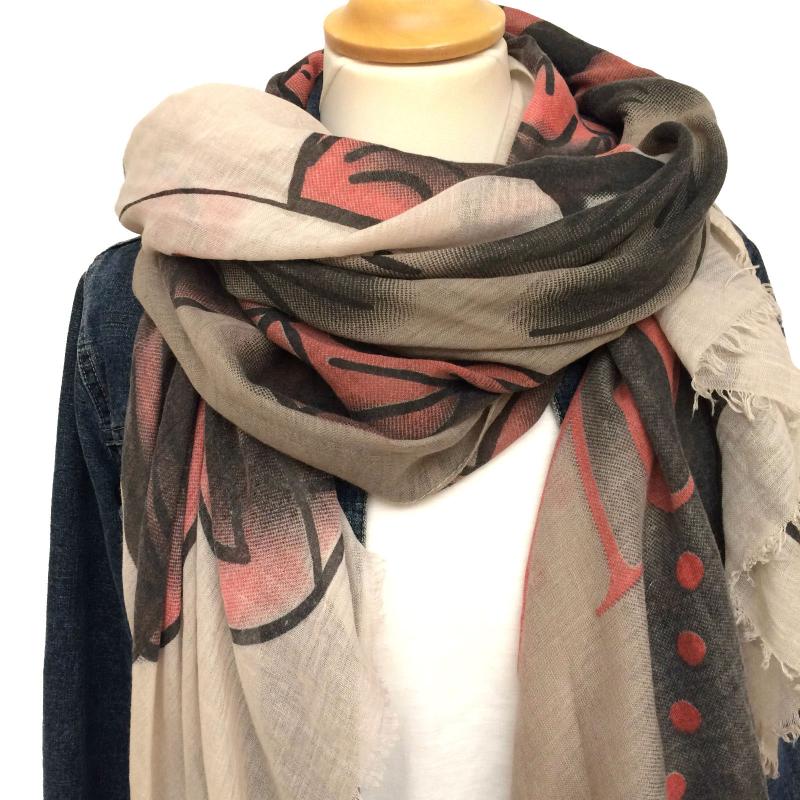 V. Milano Italy Tuch Schal Frauengesicht hellbeige beige Baumwolle Viskose