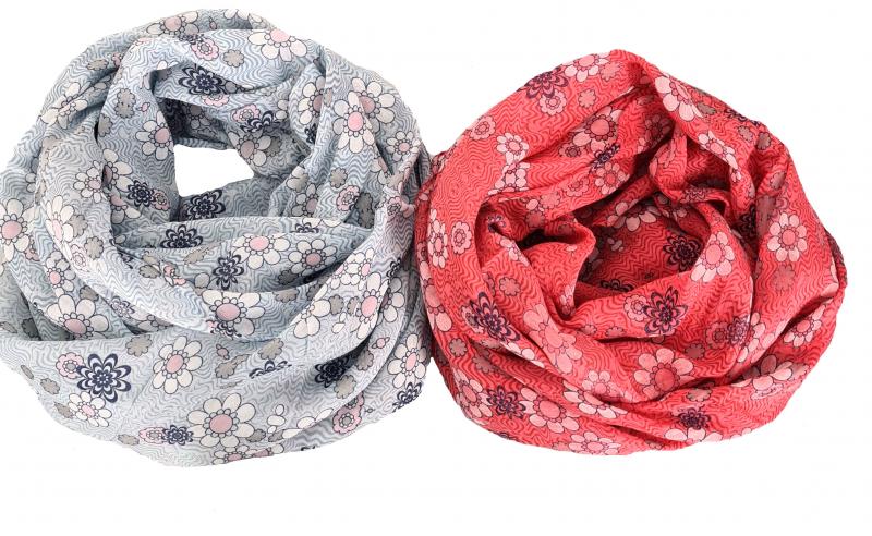 Italy Tuch rot oder hellblau aus Seide und Baumwolle mit Blumenmuster und Wellen B-Ware