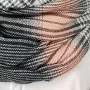 Web-Schal mit modischem Karomuster von SAMAYA