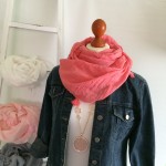 Dreieckstuch Sommertuch leichte Qualität rosa weiß oder koralle Baumwolle Vieskose