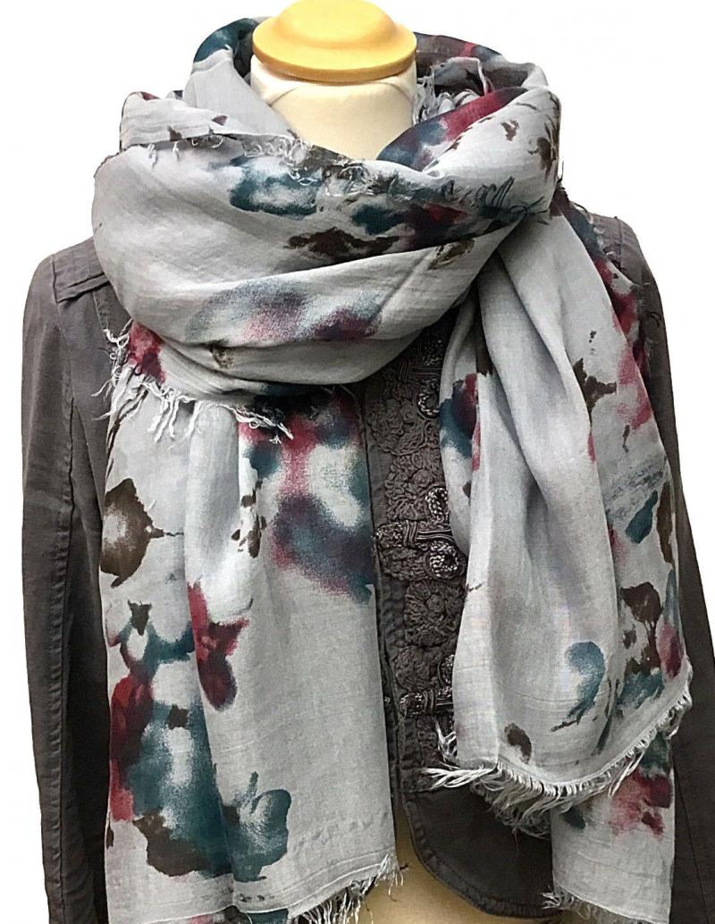 Tuch Schal Italy V.Milano Blumenmuster Fransen hellbeige oder hellgrau Modal
